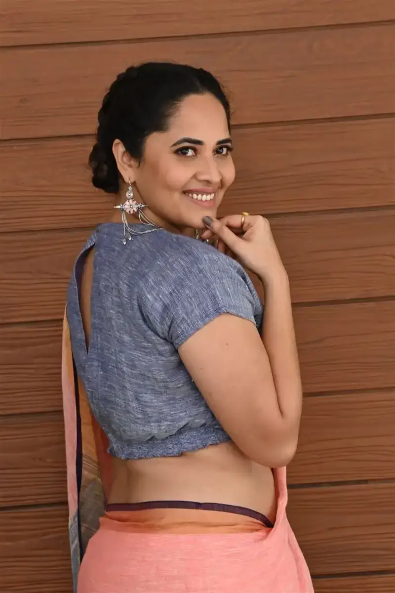 TELUGU ACTRESS ANASUYA BHARADWAJ AT LATEST MOVIE INTERVIEW 5